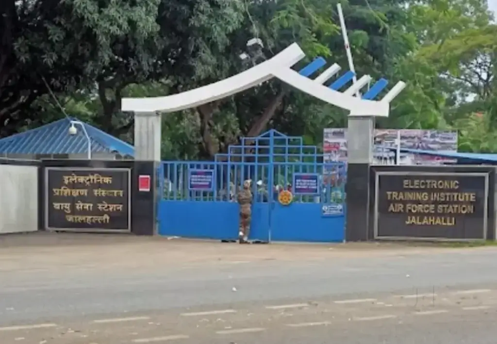 Air Force Station Jalahalli East near 560014 PIN Code Bengaluru Karnataka.