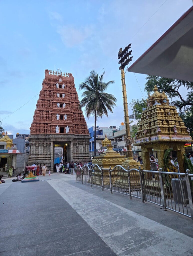 Halasuru Someshwara Swamy Temple 560008 pin code Ulsoor Bangalore Chola period temple carved pillars gopuram.